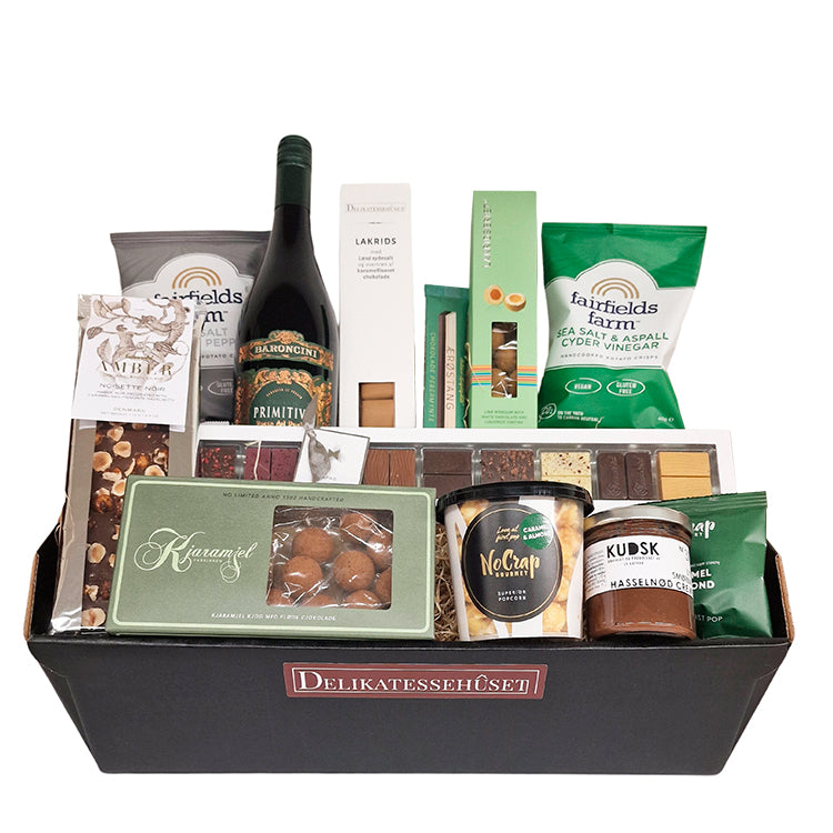 Luksus gavekurv til ham med rødvin, chokolade, lakrids, nøddecreme og snacks fra Delikatessehuset.