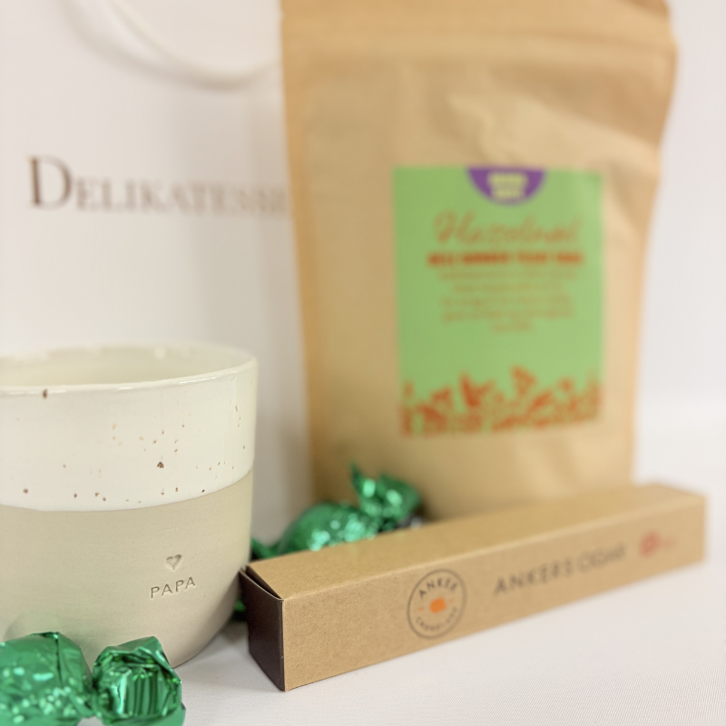Gavepose til far med kaffe og krus