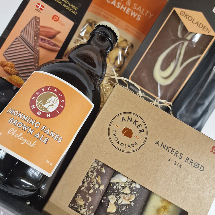 Økologisk gavekurv med Bryghuset Møn øl og eksklusiv chokolade fra Anker Chokolade og Økoladen.