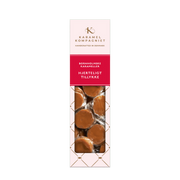 Æske med flødekarameller fra Karamel Kompagniet med teksten Hjerteligt Tillykke.